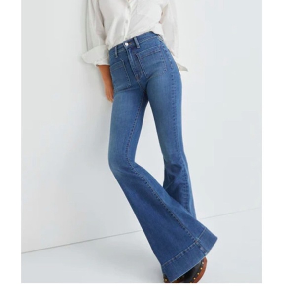 Veronica Beard Denim - Veronica Beard Sheridan Exaggerated Flare High Rise Jeans Airway